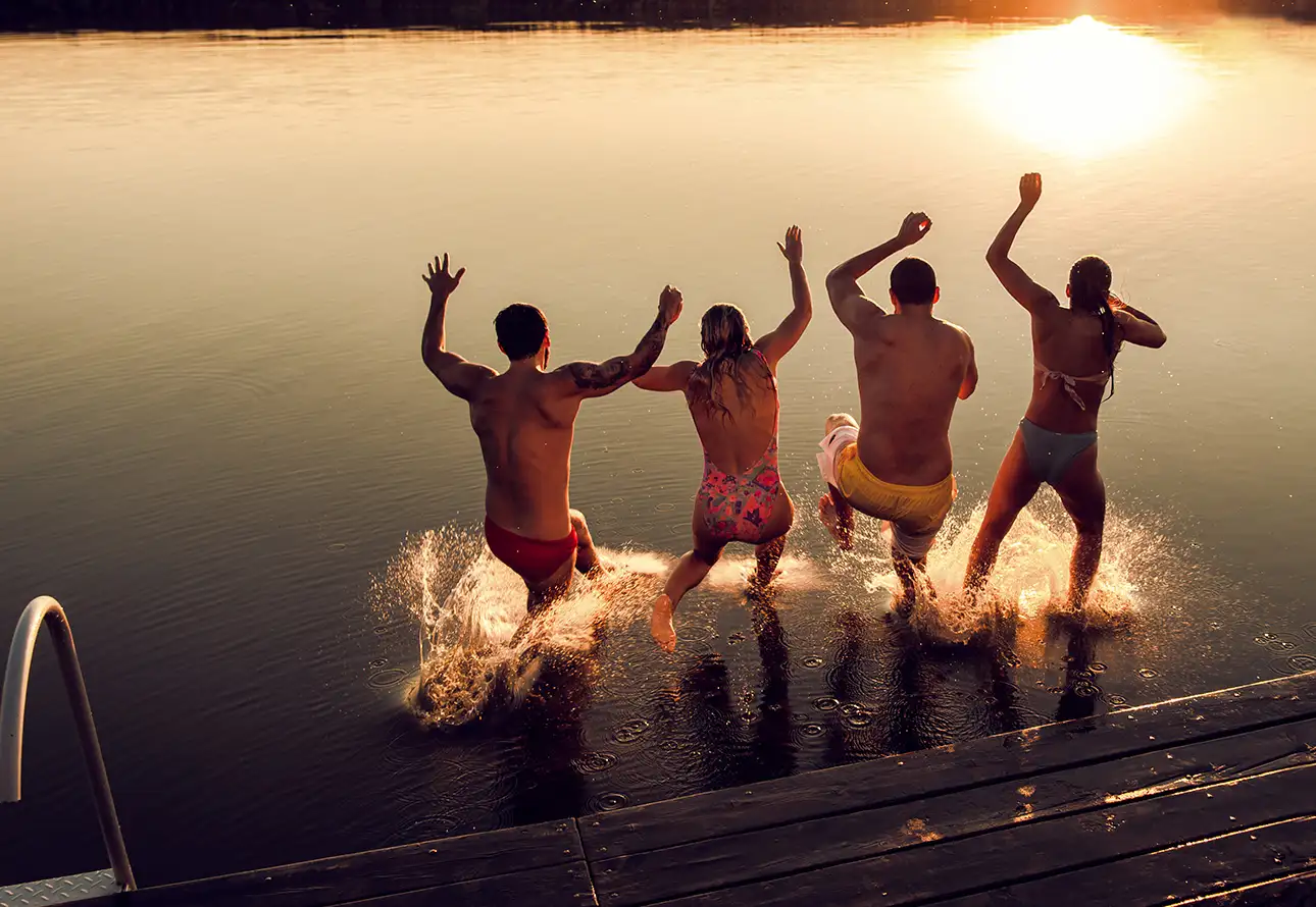 Schwimmen und Strände am Comer See: Tauchen Sie ein in die Ruhe